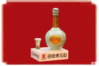 铜陵铜官区烟酒回收四特酒.jpg